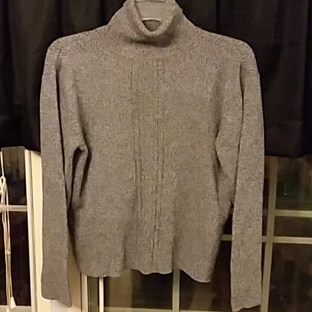 Liz Claiborne sweater